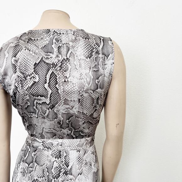 [White House Black Market] Gray Snake Print Hi-Low Satin Wrap Midi Dress Size 4 - Picture 6 of 8